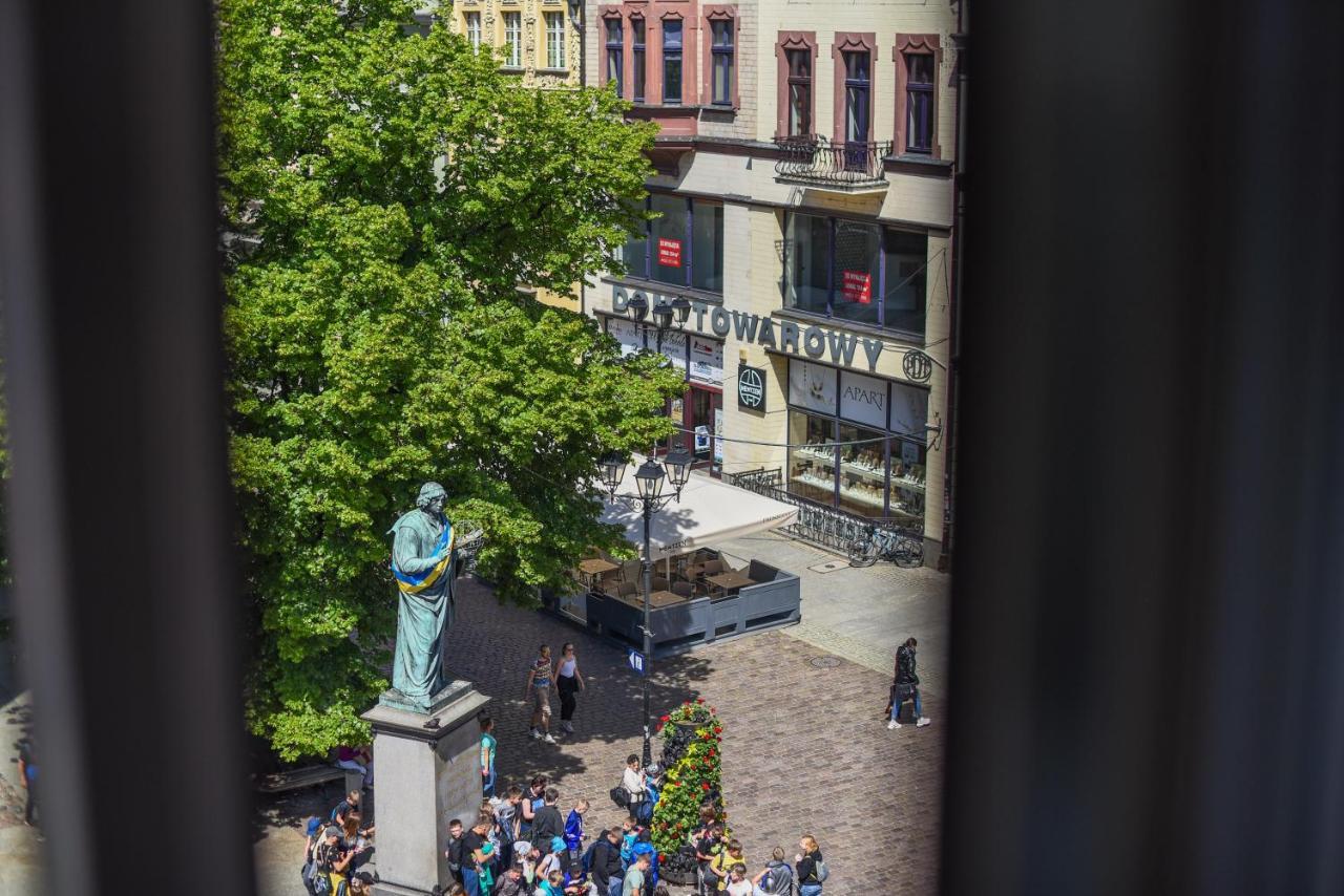 Apartament Z Widokiem Na Pomnik Kopernika - Rynek Staromiejski Stary Toruń Exteriér fotografie