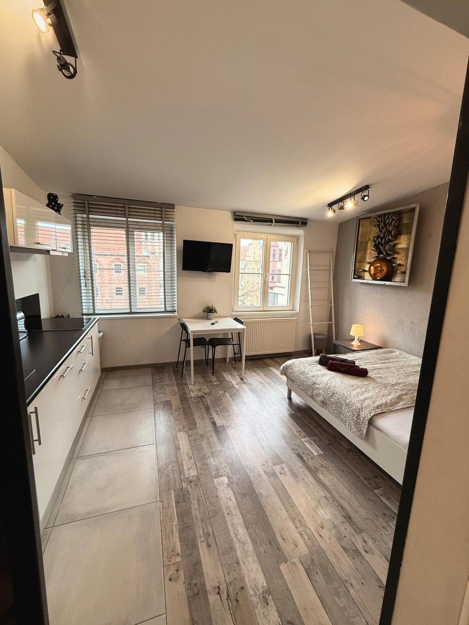 Apartament Z Widokiem Na Pomnik Kopernika - Rynek Staromiejski Stary Toruń Exteriér fotografie