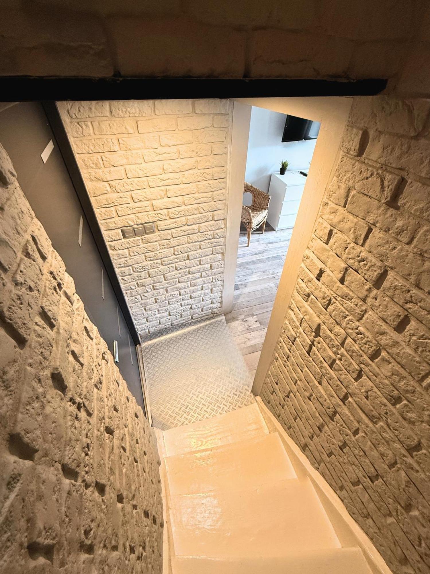 Apartament Z Widokiem Na Pomnik Kopernika - Rynek Staromiejski Stary Toruń Exteriér fotografie