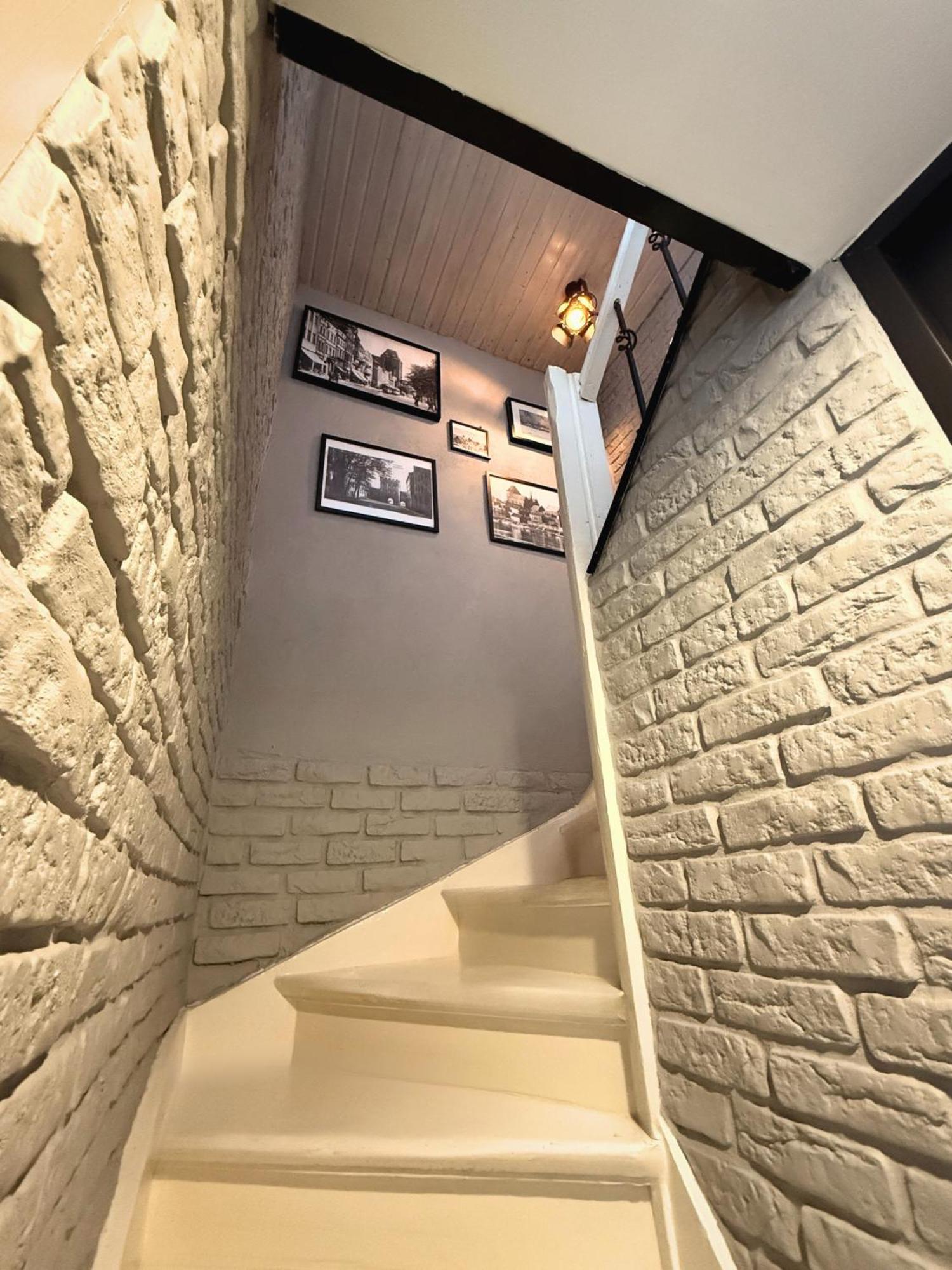 Apartament Z Widokiem Na Pomnik Kopernika - Rynek Staromiejski Stary Toruń Exteriér fotografie