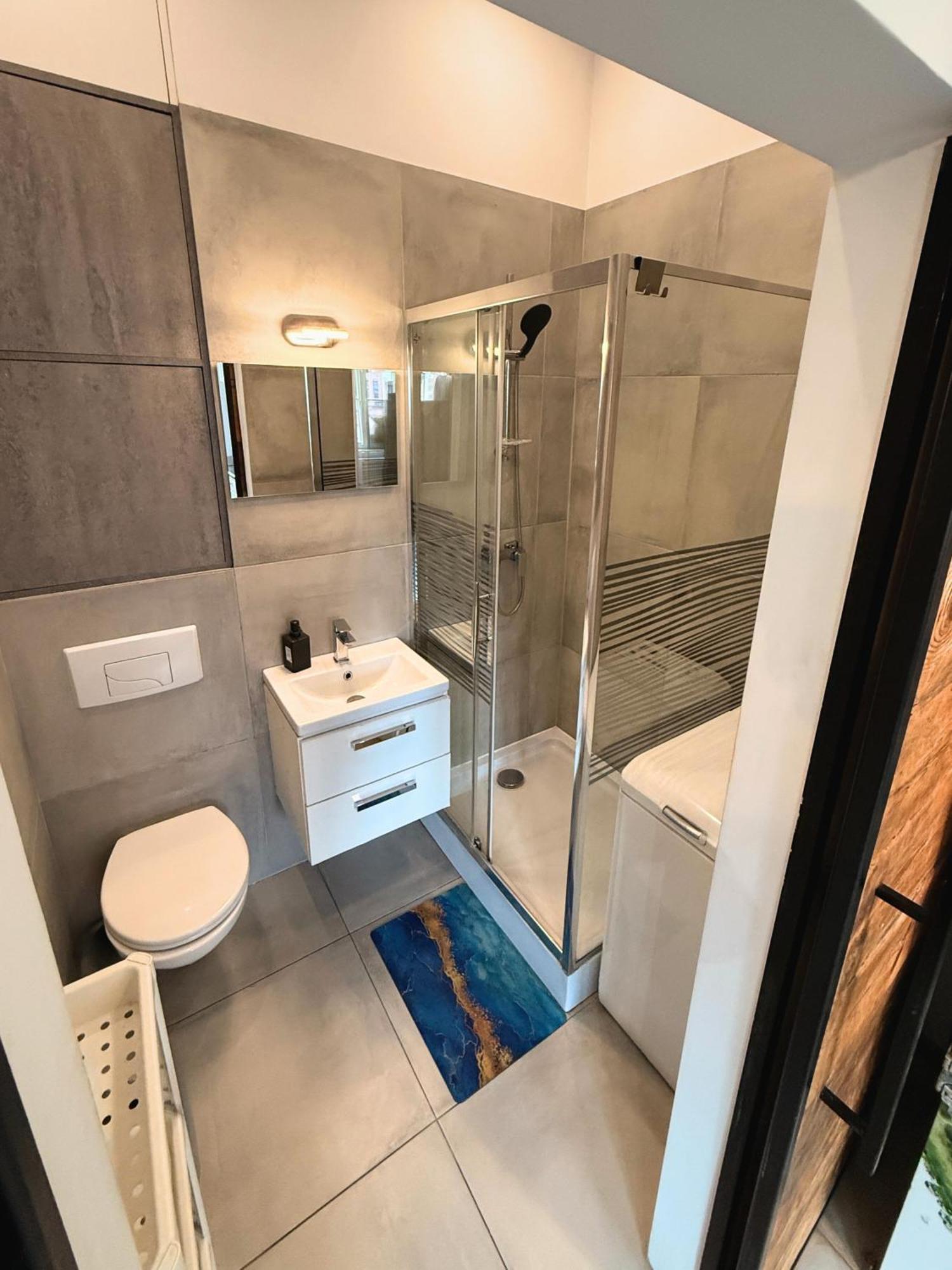 Apartament Z Widokiem Na Pomnik Kopernika - Rynek Staromiejski Stary Toruń Exteriér fotografie