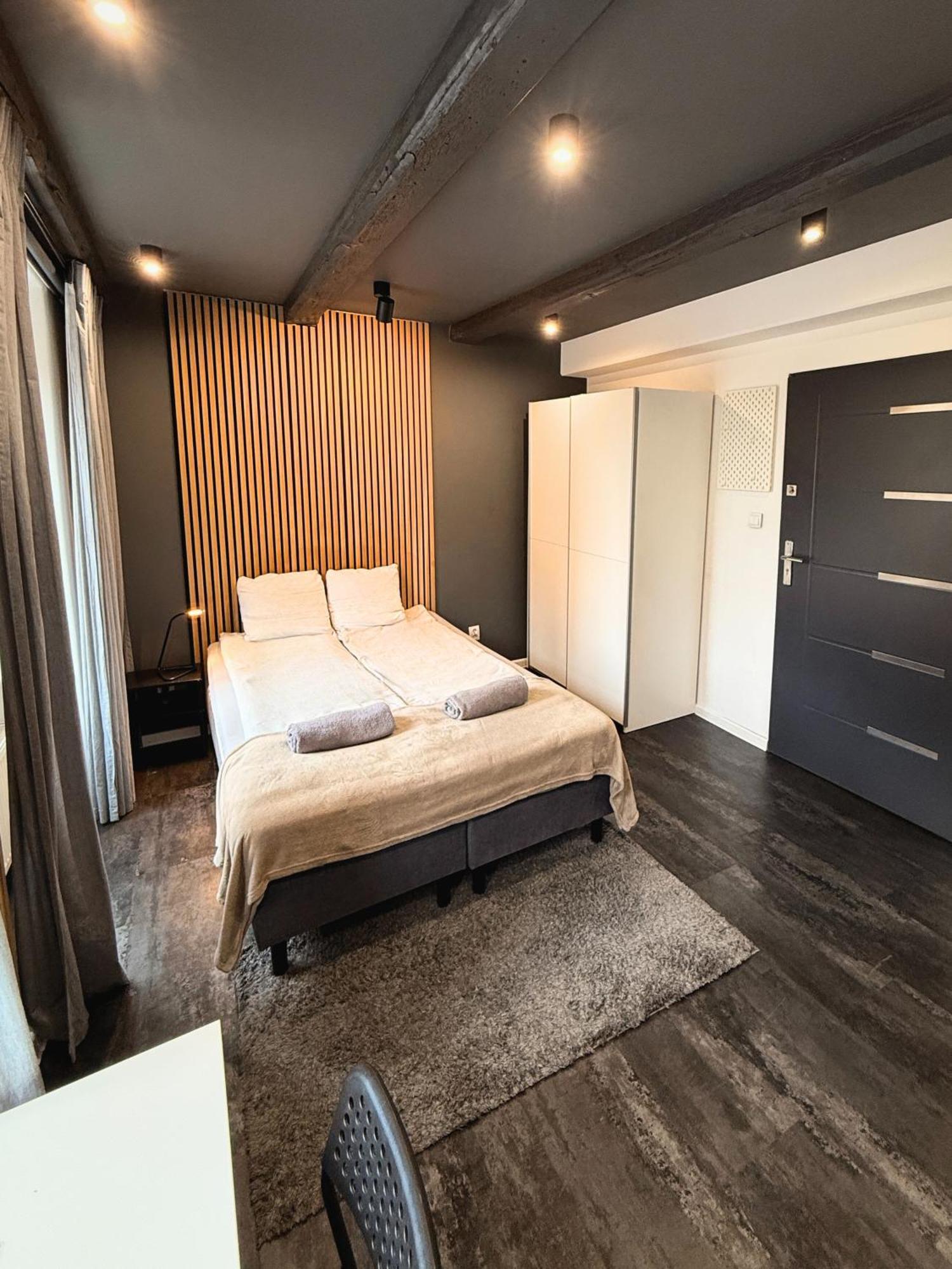 Apartament Z Widokiem Na Pomnik Kopernika - Rynek Staromiejski Stary Toruń Exteriér fotografie
